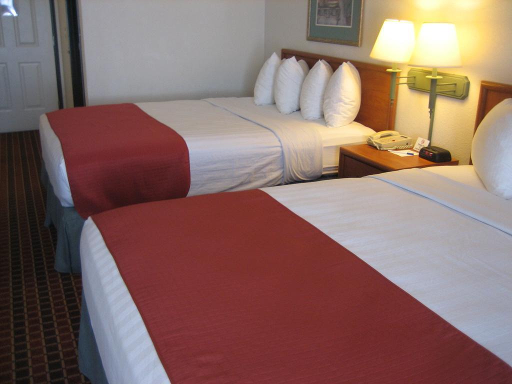 Catalina Inn Phòng bức ảnh